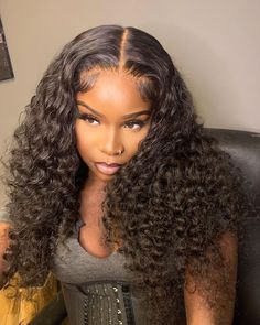 Undetectable Transparent Lace Human Hair Wigs 13x4 Glueless Lace Frontal Wig Water Wave Deep Wave Hair, Blond Ombre, Hd Lace Wigs, Deep Wave Hairstyles, Curly Human Hair Wig, Wave Hair, Lace Closure Wig, Closure Wig, Brazilian Human Hair