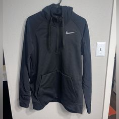 The Item Is In New Condition. Workout Jacket, Nike Black, Men's Nike, Nike Dri Fit, Black Nikes, Nike Jacket, Dri Fit, Nike Men, Mens Jackets