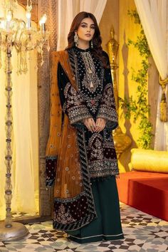 Elevate your style with this beautiful Pakistani suit featuring a fox georgette top with heavy embroidery and a velvet borderless finish. Paired with a soft santoon bottom and a chinon dupatta with intricate embroidery and velvet pallu, this unstitched outfit is perfect for special occasions. Add a touch of elegance to your wardrobe today! ✨ Shop now and make a lasting impression. 🌟 Top: Fox georgette fabric with elegant heavy embroidery 👗 Velvet borderless design for a premium look 🌼 Bottom: Luxury Traditional Unstitched Jamawar Suit, Luxury Traditional Jamawar Unstitched Suit, Punjabi Suits Party Wear Velvet, Pakistani Suit, Custom Made Suits, Georgette Tops, Unstitched Suits, Heavy Embroidery, Pakistani Suits