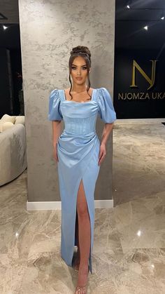 STYLE: 34832 CLOSURE: Lace-Up DETAILS: High Slit,Pleats FABRIC: Satin, NECKLINE: Square SILHOUETTE: Sheath/Column Dress Braidsmaid, Fashion Outfits For Summer, Pleats Fabric, Fall Trends Outfits, Classy Prom Dresses