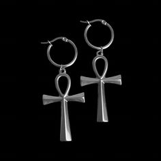 These Ankh Hoops are made entirely from high-quality stainless steel - both the hoops and the ankhs (which measures approximately 44.5 mm x 25.5 mm) Bandana Purse, Trad Goth Outfits, Outfits Goth, Goth Jewellery, Trad Goth, Tank Top Long, Goth Jewelry, Skirt Shorts, Steel Earrings