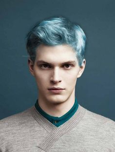 Blue haired bloke Zombieland Characters, Face Male, Men Face, Cool Blonde Hair, Male Hair, Hot Hair Colors, Men Hair Color, Super Hair, Corte De Cabelo Masculino