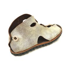 Women's Cydwoq Sandal Brown Summer Walking Sandals, Summer Brown Walking Sandals, Brown Sandals For Summer Walking, Leather Sandals With Flat Heel For Walking, Leather Flat Heel Sandals For Walking, Comfortable Sandals For Summer Walking, Leather Sole Open Toe Sandals For Walking, Adjustable Beige Sandals With Rubber Sole, Summer Walking Sandals With Cushioned Footbed