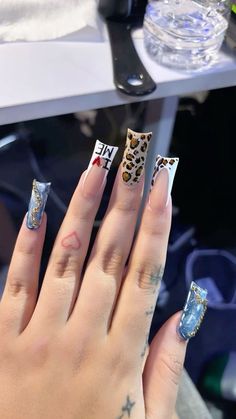 Nails Freestyle Design, Cheetah Duck Nails, Freestyle Nail Designs, Cute Freestyle Nails, Junk Nail Designs, Cute Duck Nails, Nail Freestyle, Duck Nail Designs, Duck Nails Acrylic