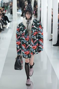 Gendai Funato for Maison Margiela RTW F/W 2023 Bright Colors Fashion, Anti Fashion, Womenswear Fashion, Copenhagen Fashion Week, Print Trends, Winter 2023