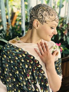 Henna Crowns — The Eye of Henna & 13 Moons Tattoo Bald Tattoo