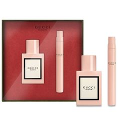 Gucci Bloom Eau de Parfum 2-Piece Gift Set Summer Notes, Bloom Perfume, Rangoon Creeper, Gucci Perfume, Gucci Bloom, Gucci Floral, Key Notes, First Perfume, Pink Bottle