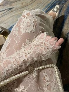 Lace And Pearls Aesthetic, Pearl Dress Outfit, White Pearl Aesthetic, New York Life Aesthetic, Grey Dress Outfit, Pearl Aesthetic, White Satin Dress, Classic Chanel, Shoes Heels Classy