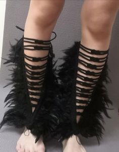 1 Pair Triangle Feather Cuff Stage Show Gloves Showgirl leg piece - This cuff is made of rooster hackle feather. It can be wore as leg cuff or long wrist cuff. - Available in black, and white - SPONGE WASH ONLY - The price is not including Tax Shipping time: Normally it need to take 15-20 business days to arrive via Standard shipping; 5-8 working days to arrive via Express. I list it by standard shipping, if you need expected delivery, I can ship by Express, please contact me for shipping upgrad Ballroom Accessories, Rhinestone Anklet, Feather Cuff, Costume Gloves, Festival Costumes, Hand Wrist, Stage Show, Leg Cuffs, Wrist Cuffs