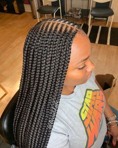 349 Likes, 10 Comments - Briana Noble (@braid.lyfe) on Instagram: “6 weeks touch up for medium box braids. She opted out to get the two front row and decided to do…” Mirco Box Braids, Ket Braids, Natte Coller, Godness Braids, Layered Braids, Feedin Braids, Curly Crochet Braids, Bohemian Twist