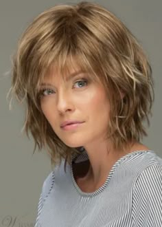 Short Length Hair Styles, Textured Lob With Bangs, Shaggy Bobs, White Hairstyles, Short Pixie Bob Haircuts, Pixie Bobs, Shaggy Cut, Shaggy Lob, Bold Haircuts