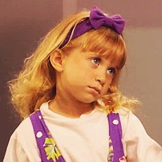 Whatsapp Gif, Full House Michelle, Full House Funny, Mood Gif, Stephanie Tanner, Michelle Tanner, Fuller House, Images Disney, Mary Kate Ashley