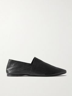 TOVE's 'Pascale' slippers are the perfect choice on days when you want dressing to feel effortless. Made from tumbled leather, they have rounded toes and collapsible heels so you can also wear them as slip-ons. Tan Leather Tote, Woven Leather Tote, Denim Flats, Balenciaga Leather, Black Balenciaga, Canvas Leather Tote, Leather Slippers, Canvas Leather, Mules Shoes