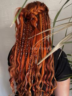 Synthetic Dreads Hairstyles, Florida Hair, Pretty Dreads, Dread Wig, Colored Dreads, Curly Dreads, Viking Hairstyles, Red Braids, Easy Short Haircuts