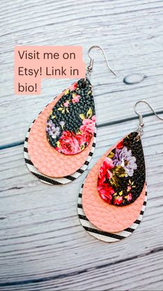 Faux Leather Earrings Diy, Faux Leather Cricut, Jewelry Diy Earrings, Leather Cricut, Mothers Day Diy, Spring Inspo, Spring Earrings, Faux Leather Earrings