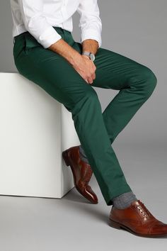 Chinos For Men, Olive Jeans, Burgundy Pants, Formal Men Outfit, Green Chinos, Formal Mens Fashion