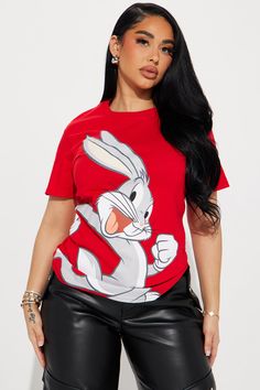 Bugs Bunny Love Graphic Tee - Red Cropped Mesh Top, Red Bugs, Bunny Graphic, Animal Print Shirts, Love Graphic, Graphic Tee Shirt, Bugs Bunny, Red Shirt, Mens Activewear