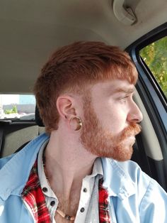 Mullet Short, Ginger Hair Men, Mullet Fade, Short Mullet, Mens Haircuts Short Hair, Men Haircut Curly Hair, Modern Mullet, Modern Haircuts