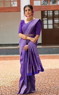 Wedding saree Trendy Silk Sarees For Wedding, Simple Saree For Wedding Function, Silk Saree Look For Wedding Party, Simple Bridal Saree Look, Simple Wedding Saree Look, Kerala Wedding Saree Collection, Purple Silk Saree Wedding, Simple South Indian Saree Look, Blue Silk Saree Blouse Designs