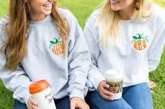 Pumpkin Monogrammed Sweatshirt Personalized for you!🎃 Monogrammed Sweatshirt, United Monograms, Pumpkin Monogram, Lilly Inspired, Long Sleeve Baseball Tee, Monogram Sweatshirt, Fall Festivities, Matching Sets Outfit, Top Makeup Products