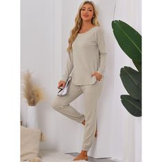 2-piece tracksuit set including a long-sleeve sweatshirt and jogger pants with pockets. The soft knit fabric offers comfort and luxury wear, making it perfect for both casual and loungewear outfits. This tracksuit set for women is fashionable, soft, stretchy, lightweight, breathable, and comfortable to wear at home. It also creates a casual look for outings such as shopping or going to a coffee shop. Additionally, it can be a perfect gift for your mom, wife, daughter, or girlfriend, serving as l