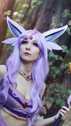 Espeon Outfit, Evee Cosplay, Espeon Makeup, Cosplay Female Ideas, Pokemon Cosplay Female, Eeveelution Cosplay, Pokemon Costumes Diy