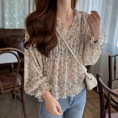 Beautiful Floral Ruched Blouse Lightweight And Gentle Blouse Comfortable Feminine Brown Blouse For Spring, Casual Brown Ruffled Blouse, Casual Brown Blouse With Ruffles, Flowery Tops, Ruffle Shoulder Top, Ruched Blouse, Trip Outfit, Pink Floral Blouse, Beige Blouse