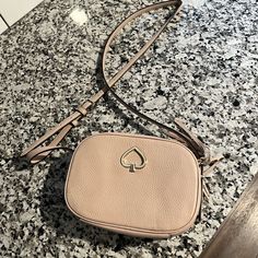 Nwot!!! Never Used Brand New!! Kate Spade Brown Crossbody Shoulder Bag, Crossbody Camera Bag, Bags Kate Spade, Kate Spade Bags, Camera Bag, Crossbody Bags, Kate Spade, Bag Lady, Brand New