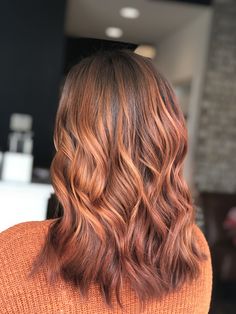 Pumpkin spice and everything nice 🎃 Pumpkin Spice Balayage Brunette, Pumpkin Balayage, Pumpkin Apricot Spice Hair, Pumpkin Spice Hair Color Brunette, Pumpkin Spice Balayage, Pumpkin Highlights, Pumpkin Spice Hair Color, Brunette Hair Color With Highlights, Pumpkin Spice Hair