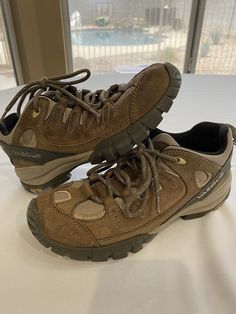 Vasque Women’s Size 7.5 Low Vibram Brown Hiking Boots Shoes 7397. Brown Hiking Boots, Boots Shoes, Hiking Shoes, Light Brown, Hiking Boots, Shoe Boots, Hiking, Size 7, Boots