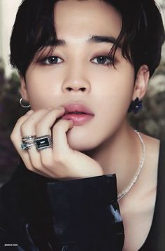 Jimin Pictures, Jimin Wallpaper, Gem Earrings, Bts Playlist, Bts Chibi, Park Jimin Bts, Bts Group