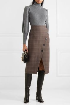 Work Outfit Inspiration, Chic Winter Outfits, Skirts With Boots, Professional Wear, British Outfits, Professional Attire, Prince Of Wales, Winter Fashion Outfits