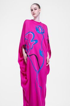 Indulge in luxury and grace with our dress. Its elegant straight batwing sleeves and smooth satin fabric create a sophisticated silhouette. Perfect for special occasions, this dress will make you feel like a work of art. Silk Kaftan With Cape Sleeves For Evening, Oversized Silk Elegant Dresses, Spring Evening Dress With Batwing Sleeves, Oversized Elegant Silk Dress, Chic Oversized Pink Dress, Elegant Evening Dresses With Batwing Sleeve, Elegant Spring Kaftan With Batwing Sleeves, Pink Kaftan For Spring Evening, Pink Evening Kaftan For Spring