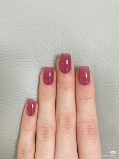 Subtle Nails