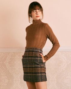 The Brown Natural Waisted Striped Mini Skirt & Reviews - Brown - Bottoms | RIHOAS Sabrina Style, Outfit Recreation, Amanda King, Petite Height, Striped Mini Skirt, Tailored Clothes, Style And Grace, Work Outfits, Petite Size