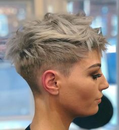 Short Choppy Haircuts, Penteado Cabelo Curto, Blonde Pixie, Short Blonde Hair