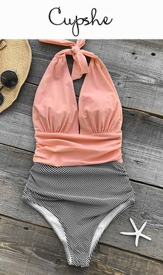 Backless Swimwear, Swimwear Beach, Striped One Piece, Costume Intero, Beach Look, One Piece Swimwear, Beach Dresses, Beach Outfit