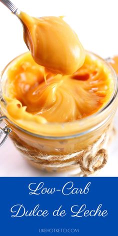 Keto dulce de leche on a spoon, on top of a mason jar full of dulce de leche. Keto Evaporated Milk Recipes, Evaporated Milk Recipes, Healthy Sugar, Halal Recipes, Low Carb Baking, Dessert Toppings