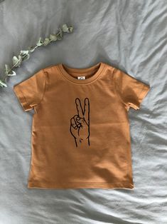 Peace Sign Screen-printed T-Shirt Graphic Tee Toddler Tee | Etsy Baby Boy Graphic Tees, Christian Kids Shirts, Toddler Graphic Tee, Gender Neutral Clothes, Baby Graphic Tees, Toddler Fall, 2 Birthday, Boys Graphic Tee, Screen Printing Shirts