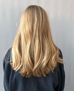 Thick Blonde Hair, Peinados Fáciles Para Cabello Corto, Brown Blonde Hair, Long Blonde, Long Blonde Hair