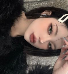 Edgy Asian Makeup, Cool Toned Douyin Makeup, Drawing Models Poses Sketch, Korean Makeup Look Ulzzang, Dark Korean Makeup, Makeup Asiatico, Chinese New Year Makeup, Enhypen Outfit, Makeup Ala Korea