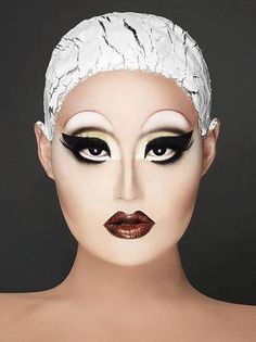 Kim Chi Drag Looks, Makeup Class