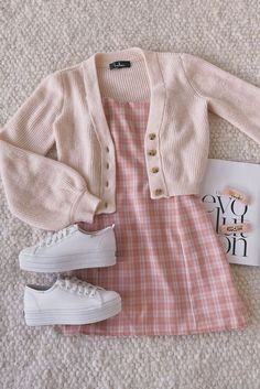 Style Hijab, Backless Mini Dress, Stevie Nicks, Inspired Outfits, 가을 패션, Pink Plaid, Mode Vintage