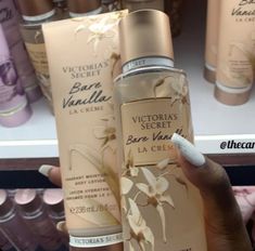 Lotions And Perfumes, Kylie Jenner Body, Perfume And Lotion, Profumo Victoria Secret, Body Hygiene, Bath And Body Works Perfume, Shower Skin Care, Body Smells, Victoria Secret Perfume