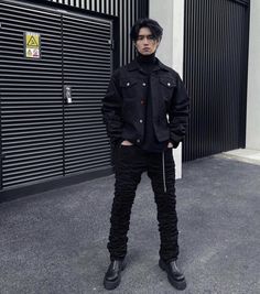 Kpop Concert Outfit Men, Concert Outfit Men, Drippy Fits, Kpop Concert Outfit, Mens Fashion Blazer, Winter Outfits Men, Cold Weather Outfits, Kpop Fashion