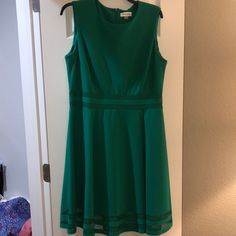 Brand New, Never Worn Calvin Klein A-line Formal Dresses, Calvin Klein A-line Midi Dress For Spring, Calvin Klein Green Knee-length Midi Dress, Calvin Klein Green Knee-length Dress, Calvin Klein Green Spring Midi Dress, Elegant Green Calvin Klein Midi Dress, Chic Green Calvin Klein Midi Dress, Chic Green Calvin Klein Dress, Calvin Klein Formal A-line Dresses