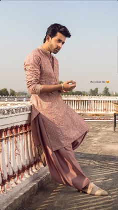 India Fashion Men, Indian Wedding Suits Men, Man Dress Design, Kurta Pajama Men, Groom Dress Men