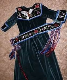 Ojibwe Clothing, Metis Clothing, Iroquois Beadwork, American Indian Clothing, Native Regalia, Native Clothing, Native American Dress, Powwow Regalia, Jingle Dress