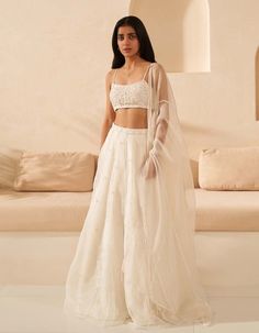 Simple White Lengha, White Lehenga Party Wear, White Silk Lengha, White Cotton Lehenga, White Indian Lengha, Strap Blouses For Lehenga, Off Shoulder Lengha Blouse, White Sequin Lehenga, Spaghetti Strap Lehenga