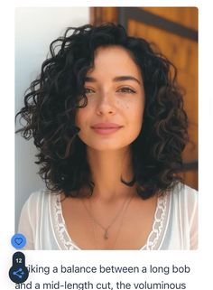 Curly Hair Hairstyles Medium, Curly Styles, Haircuts Straight Hair, Hair Routines, Long Bob